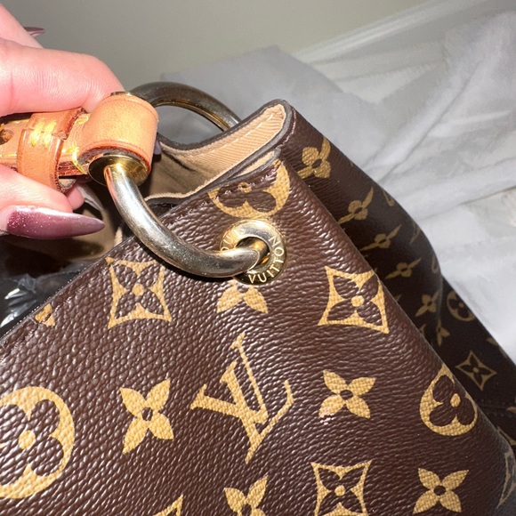Louis Vuitton Monogram Graceful MM - Picture 13 of 16